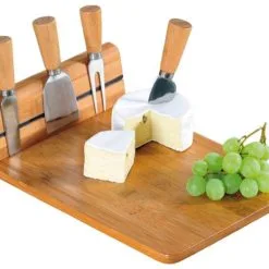 Tagliere In Bambù Con 4 Coltelli Per Il Formaggio