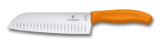Coltello Santoku Verdure Cm. 17 Con Alveole Swiss Classic ARANCIONE Di Victorinox