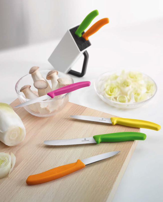 Swiss Classic Utility Block: Ceppo Bianco Con 6 Accessori Victorinox - immagine 5