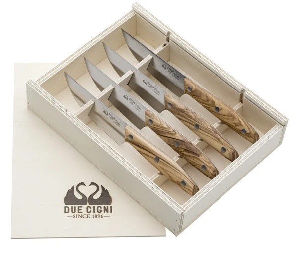 Set 4 Coltelli Bistecca Filo Liscio Manico Olivo Linea 1896 Di Due Cigni Coltellerie